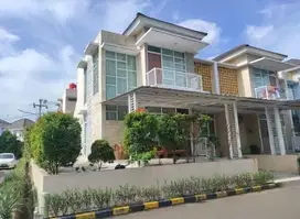 Dijual Cepat Rumah KGV 2, lt162m2, Telukjambe Timur, Karawang Barat