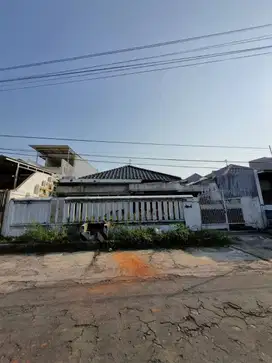 Dijual Rumah Hitung Tanah Kertajaya Indah Lokasi Strategis