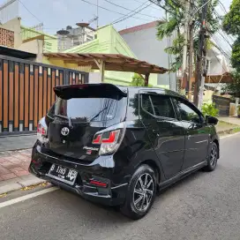 100% Mulus Kaya Baru. Toyota Agya GR SPORT Matic 2021 Hitam