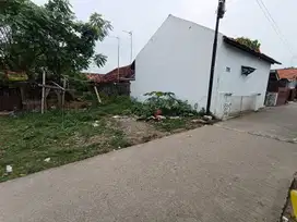 Tanah Lebar Muka 7,5 Cocok dibangun Hunian & Kontrakan di Karawang