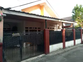 Rumah Lama LT 160m² di Jl Seruni Pondok Aren Tangerang Selatan