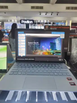 HP PAVILION AMD 16/512 GB 13,3