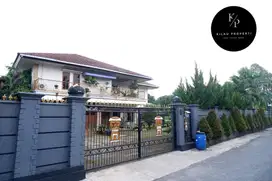 Dijual Rumah Mewah dan Full Furnish di Pondok Cibubur, Depok.