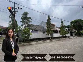 Rumah berada di lingkungan strategis Jatiwaringin Pondok Gede, Bekasi