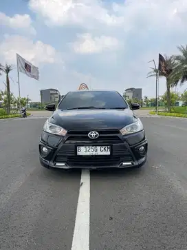 tdp 10 jt Toyota Yaris S TRD AT 2014 hitam