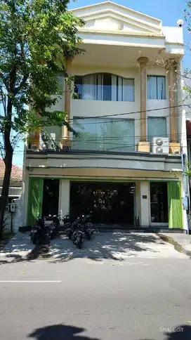 Dijual Toko Jalan Raya Manyar 3,5 Lantai Siap Pakai Lokasi Strategis