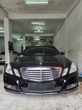 Mercedes Benz E250 Elegance A/T (Odo 7.xxx Antik !!)