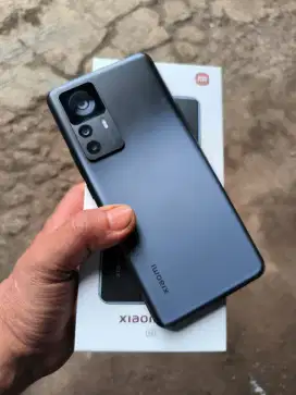 Xiaomi 12t 5g 8 256 fulset warna hitam