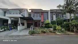 Dijual rumah terenovasi di Harapan Indah 2 Cluster Taman Heliconia