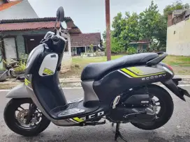 Honda Scoopy FI , Th 2023 , Silver Hitam