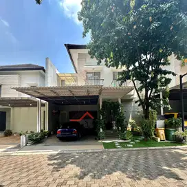 Rumah Cantik Dalam Cluster Mewah di Lebak Bulus