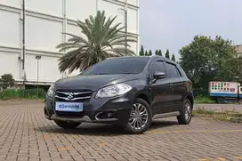 [OLXmobbi] Suzuki SX4 1.5 S-Cross Bensin-AT 2017 Abu