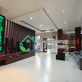 DIJUAL VILLA KOMP CEMARA ASRI JLN MERBAU