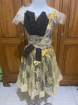 Dress hitam gold