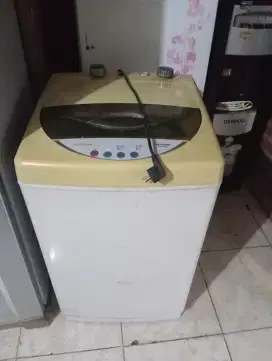 Mesin cuci bekas 1 tabung udah manual Mer politron kap 7 kg