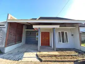 Dijual Cepat! Rumah Siap Huni 5 Menit ke UMM, Mall Dinoyo Kamar Banyak