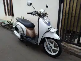 Scoopy karbu 2010 lengkap bagus