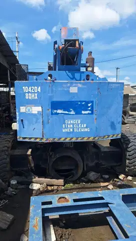 DIJUAL BOOM LIFT BEKAS