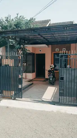 Disewakan Rumah Arcamanik Cisaranten Bandung
