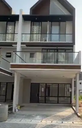 DIJUAL RUGI RUMAH OSAKA UK 6X10 3LANTAI DI PIK 2 BU