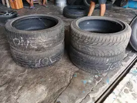 Ban mobil 225/45 R18,
Tahun 2016