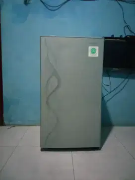 Kulkas 1 pintu sharp normal
