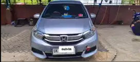 DIJUAL 1 UNIT MOBIL MERK HONDA MOBILIO TAHUN 2017 ABU ABU METALIC