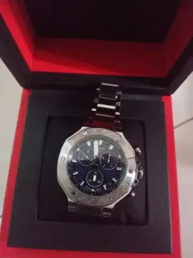 Jam tangan mewah