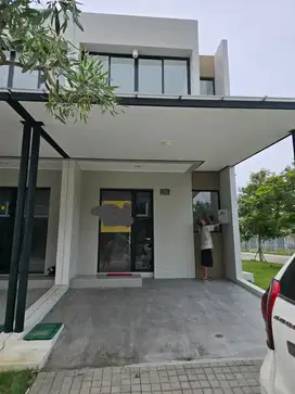 DISEWAKAN RUMAH MILENIAL CLUSTER ALABAMA PIK2 UNFURNISH