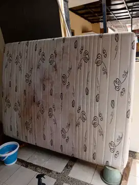 Jasa cuci kasur springbed sofa karpet jok mobil dll