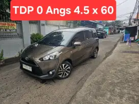 TDP 0 Angs Termurah Sienta V 2018 Matic Abu Abu Low Km Like New