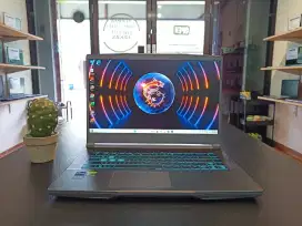 Laptop Gaming MSI Thin 15 Core i7-Gen12 Ram 8 GB, Normal mulus