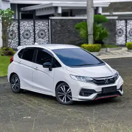 JAZZ RS MATIC 2018 ANTIK (KM15RBUAN)