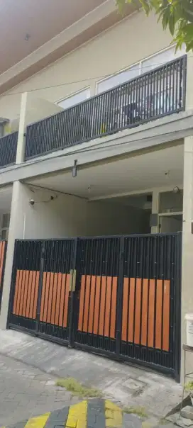 DIJUAL CEPAT RUMAH 2LT TENGAH KOTA!!