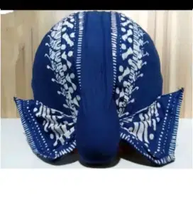 Blangkon Jogja lipat batik biru