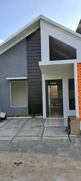 RUMAH BARU SIAP HUNI FREE BIAYA² PAJAK DAN NOTARIS