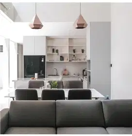 Dijual Rumah 3 Lantai Luas 120m2, 3 Kamar Tidur, Antapani Bandung