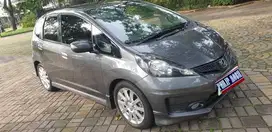 HONDA JAZZ RS AT 2013 DP Minim