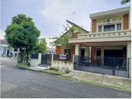 Dijual rumah sudut hook tropikana 2 sisi siap pakai jababeka cikarang