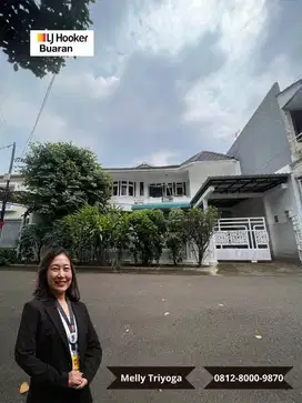 Rumah Bagus dan Asri Komplek Duren Sawit, Jakarta Timur