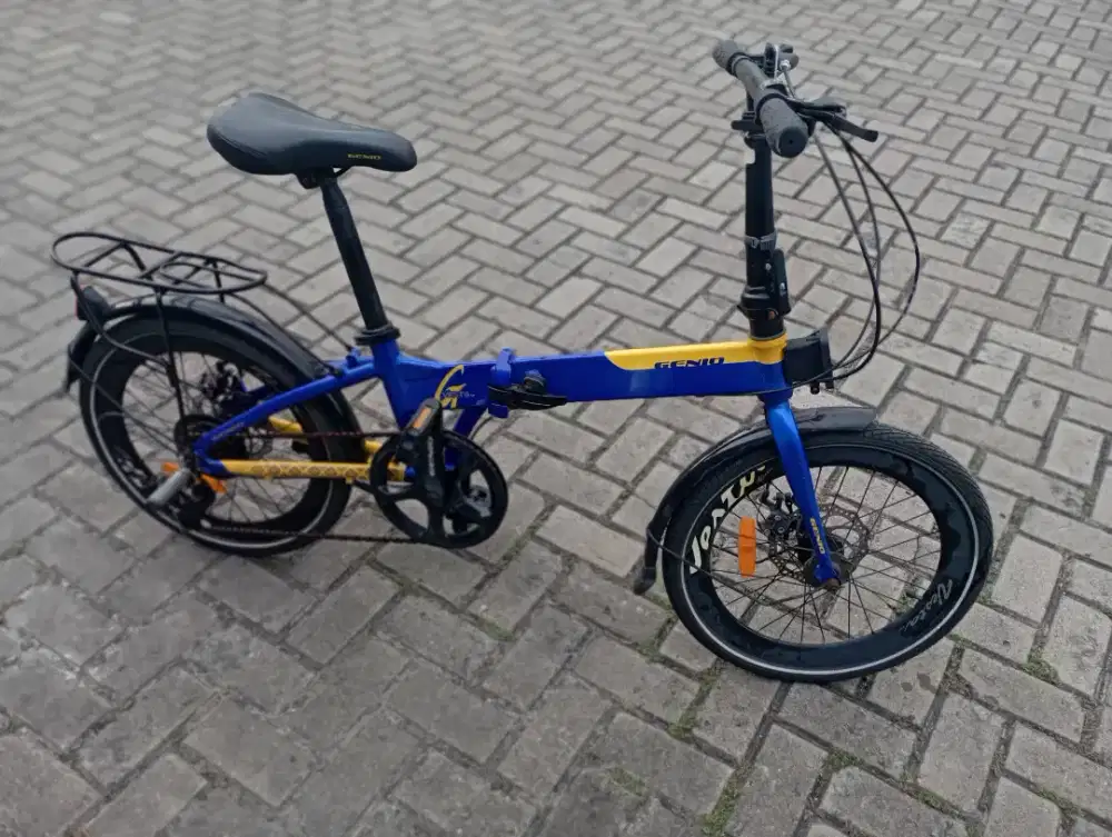 Sepeda lipat genio vesta
