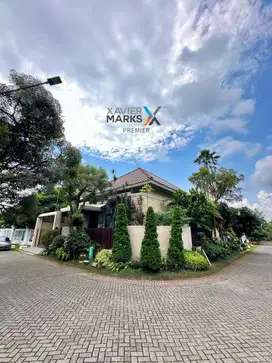 Rumah Furnished Mewah 3 Kamar di Villa Puncak Tidar Malang