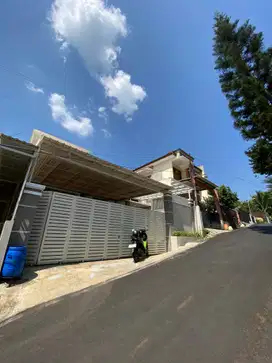 Di Jual Rumah SIAP HUNI Dekat KODAM Banyumanik