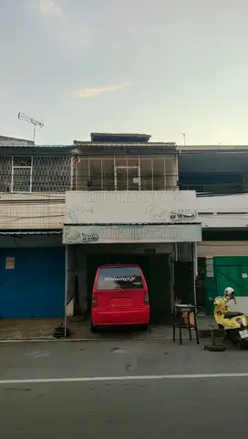 Disewakan Ruko Harga Terjangkau, 2 Lantai di Jl. Bandang - Makassar