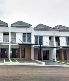 Rumah siap Huni 2 lt dalam komplek harga bawah pasar di Ciputat CL 467