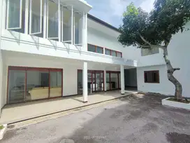 Turun Harga Rumah Furnish di Lingkungan Nyaman Area Budisari, Bandung