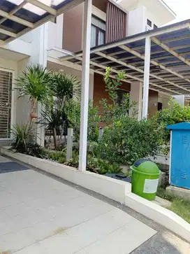 Rumah 2 Lantai Mezzanine dalam Cluster di Jakarta Garden City, Cakung