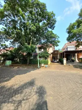 Rumah Dijual : Jl. Mawar Raya, Greenwood Semarang
