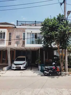 dijual rumah cantik siap huni