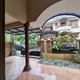 Jual Rumah Siap Huni dan Nyaman Bukit Sari Semarang Selatan – 10115